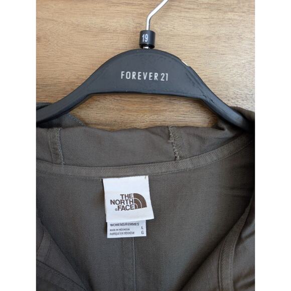 The North Face Women's Hooded Utility Jacket - Olive - Picture 3 of 5